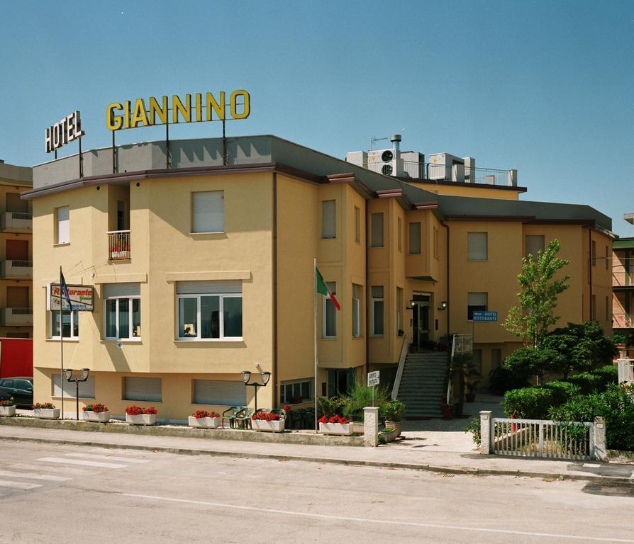 Hotel Giannino Porto Recanati Exterior photo